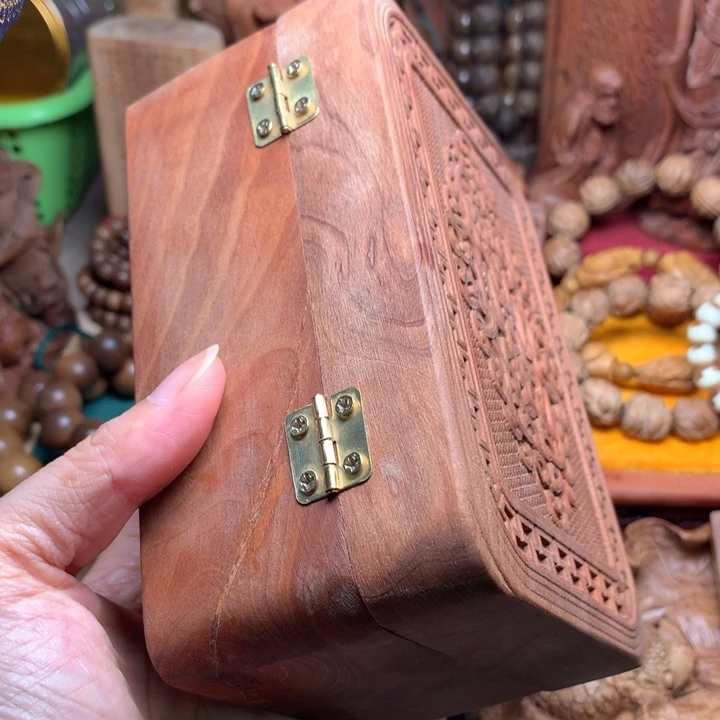 檀香木把件老山檀首饰盒瑕疵