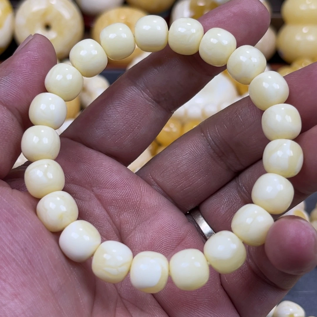 琥珀未镶嵌手串同料焦皮浓白老邢手串10mm