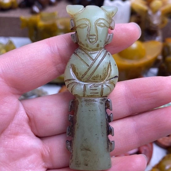 蛇纹石玉未镶嵌颈饰08