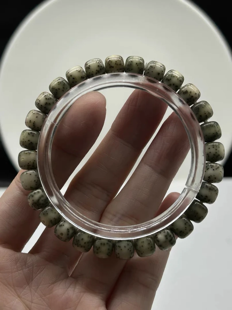 福利精品海南毛感料糯冰7X8大眼睛留白散细星单圈手串佛珠菩提