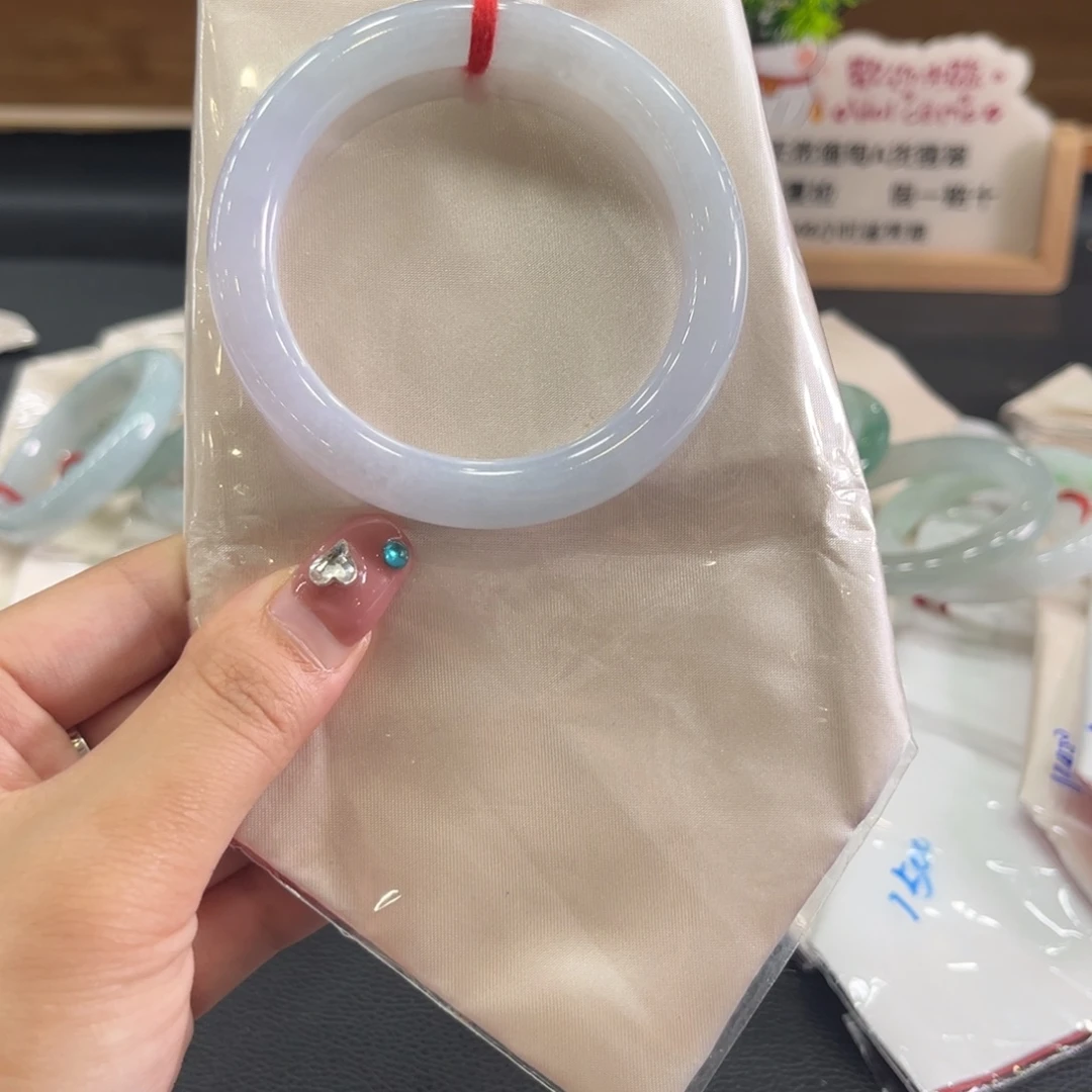 翡翠未镶嵌手镯54.5圆条