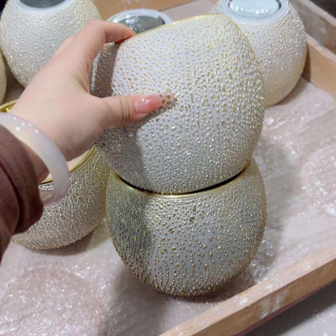 满10米包邮发货，默认打孔发货，不打孔联系客服备注。