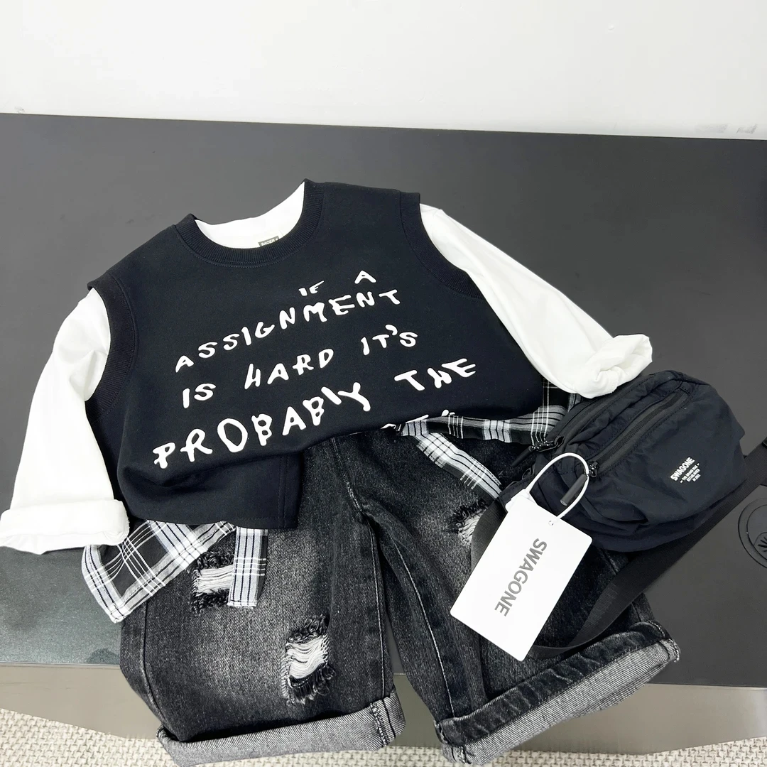 男童秋款套装2025春秋季新款韩版真两件卫衣破洞屁帘牛仔裤三件套