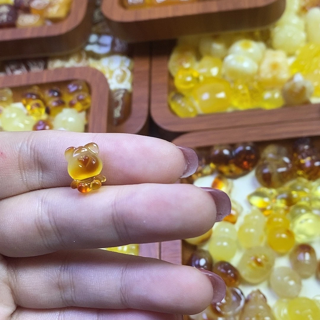 琥珀未镶嵌珠宝奇石小熊