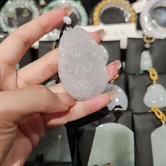 翡翠未镶嵌颈饰缅甸翡翠A货龙牌吊坠