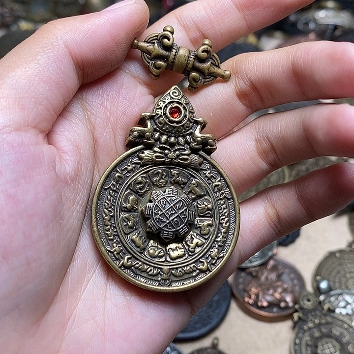 曼***陈铜家居工艺挂件吊坠