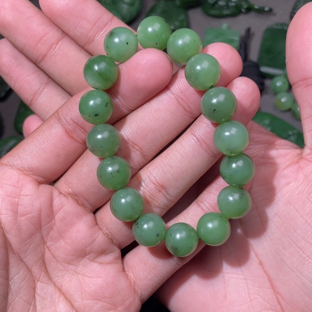 和田玉（碧玉）未镶嵌颈饰