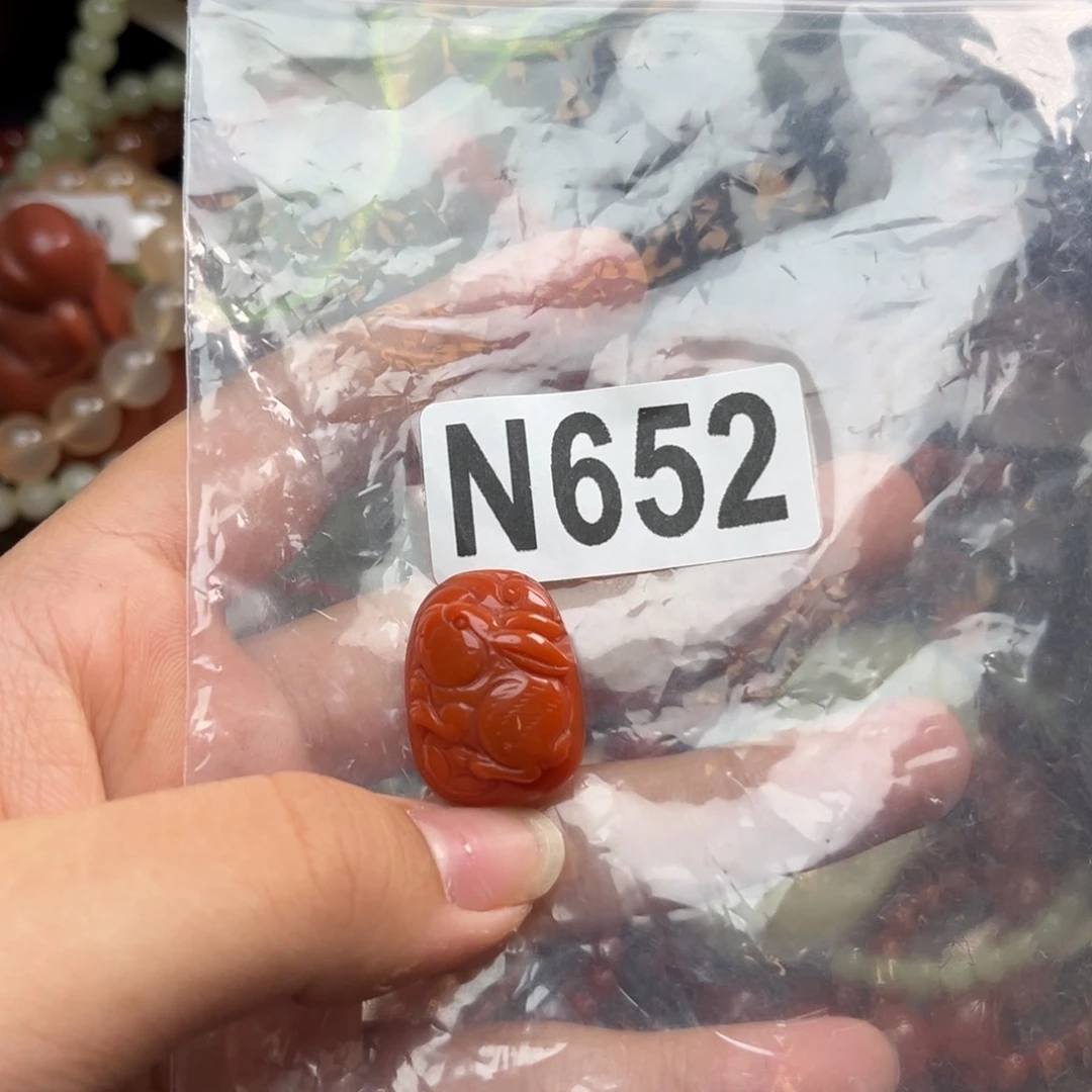 南红玛瑙未镶嵌珠宝奇石绿*