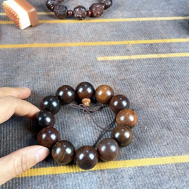 交趾黄檀（大红酸枝）墨*571