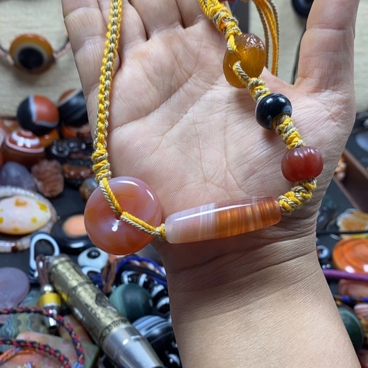 玛瑙/玉髓未镶嵌颈饰