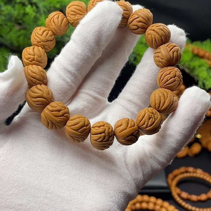 吊坠桃核秦岭龙纹桃核