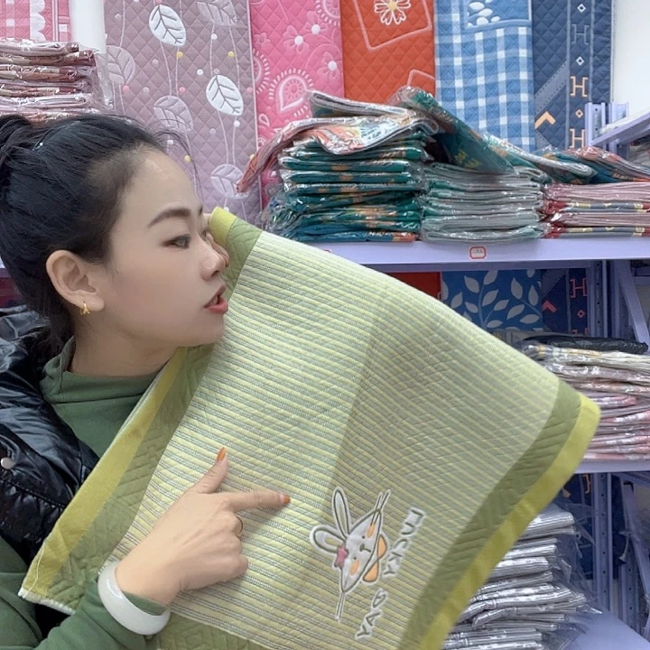 棉绿色小兔头纯棉