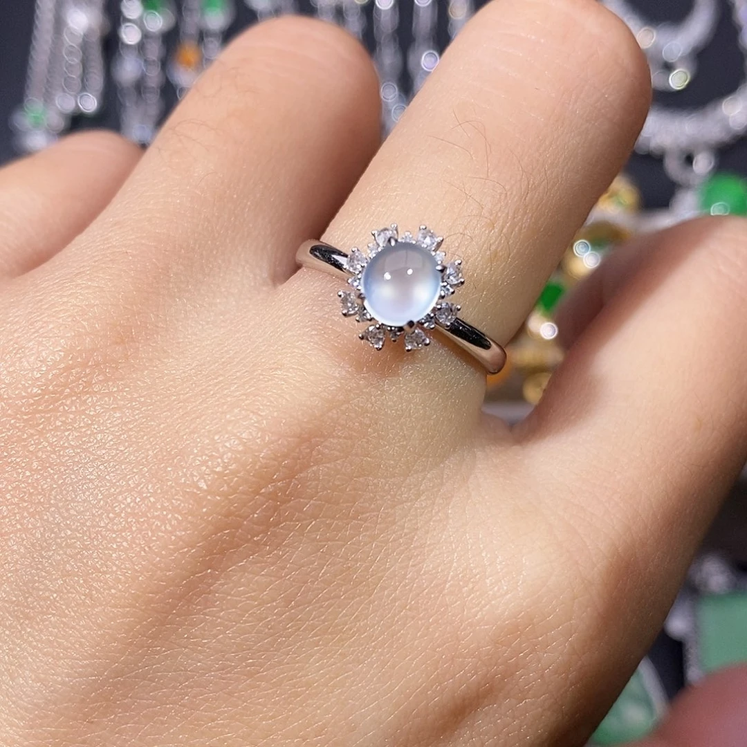 翡翠18K金镶嵌颈饰戒指