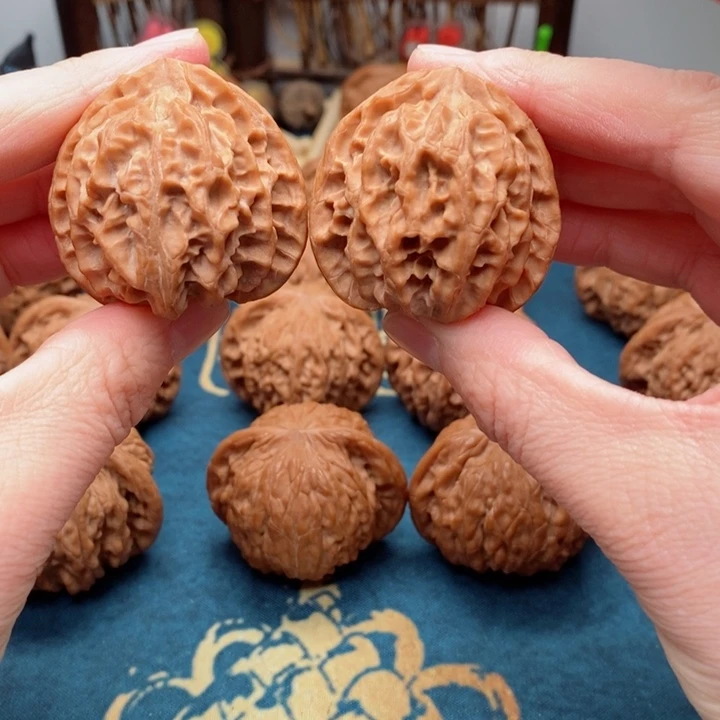 文玩核桃把件苹果园38