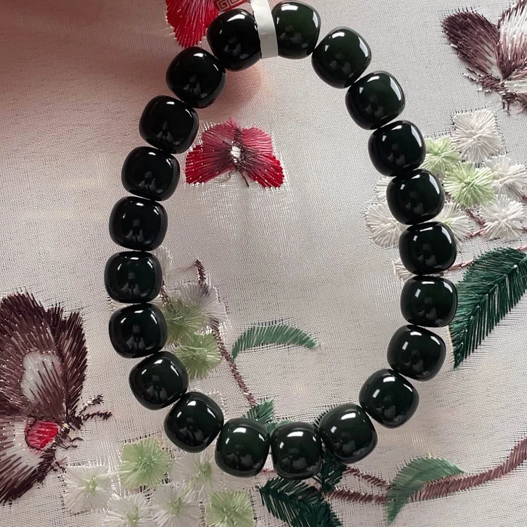 手链未镶嵌和田玉闪*新疆和田玉沙枣青老9/10