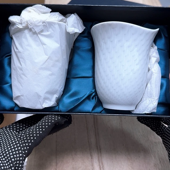 瓷片噗哈哈哈哈哈哈哈哈哈
