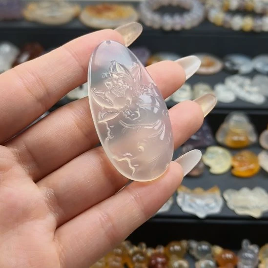 玛瑙/玉髓未镶嵌颈饰