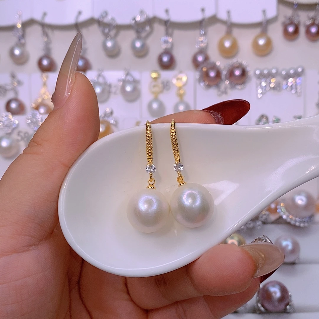 淡水珍珠颈饰未镶嵌