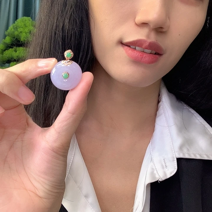 翡翠18K金镶嵌吊坠(不含链)言****i吊坠