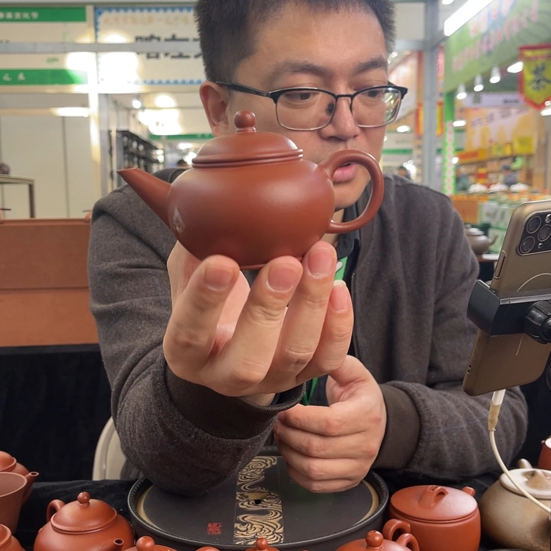 ****龙紫砂茶杯朱泥水平   150CC  微瑕