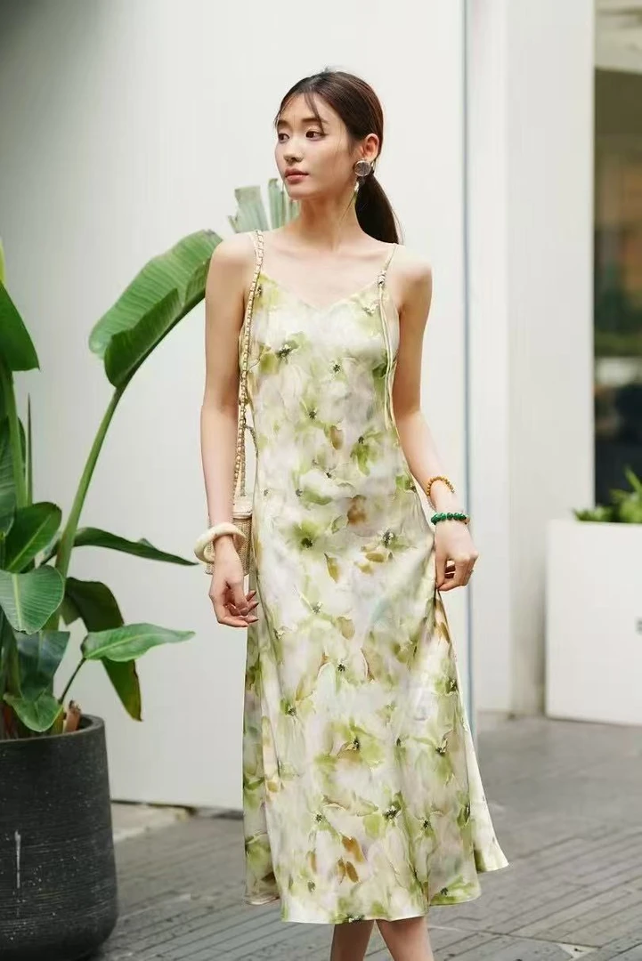 【殴大轻奢】南油殴大轻奢吊带长款碎花夏季时尚显瘦绿色连衣裙42