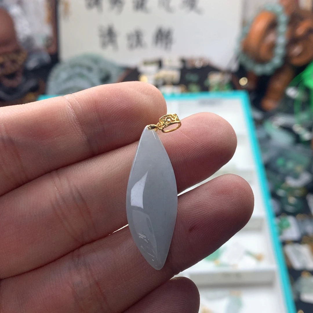 颈饰银S925镶嵌翡翠