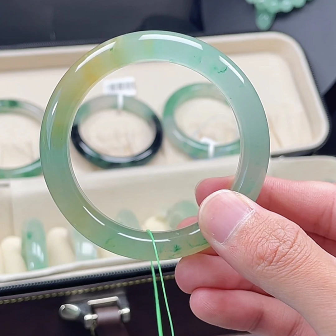 严选天然非洲翠手镯54.55