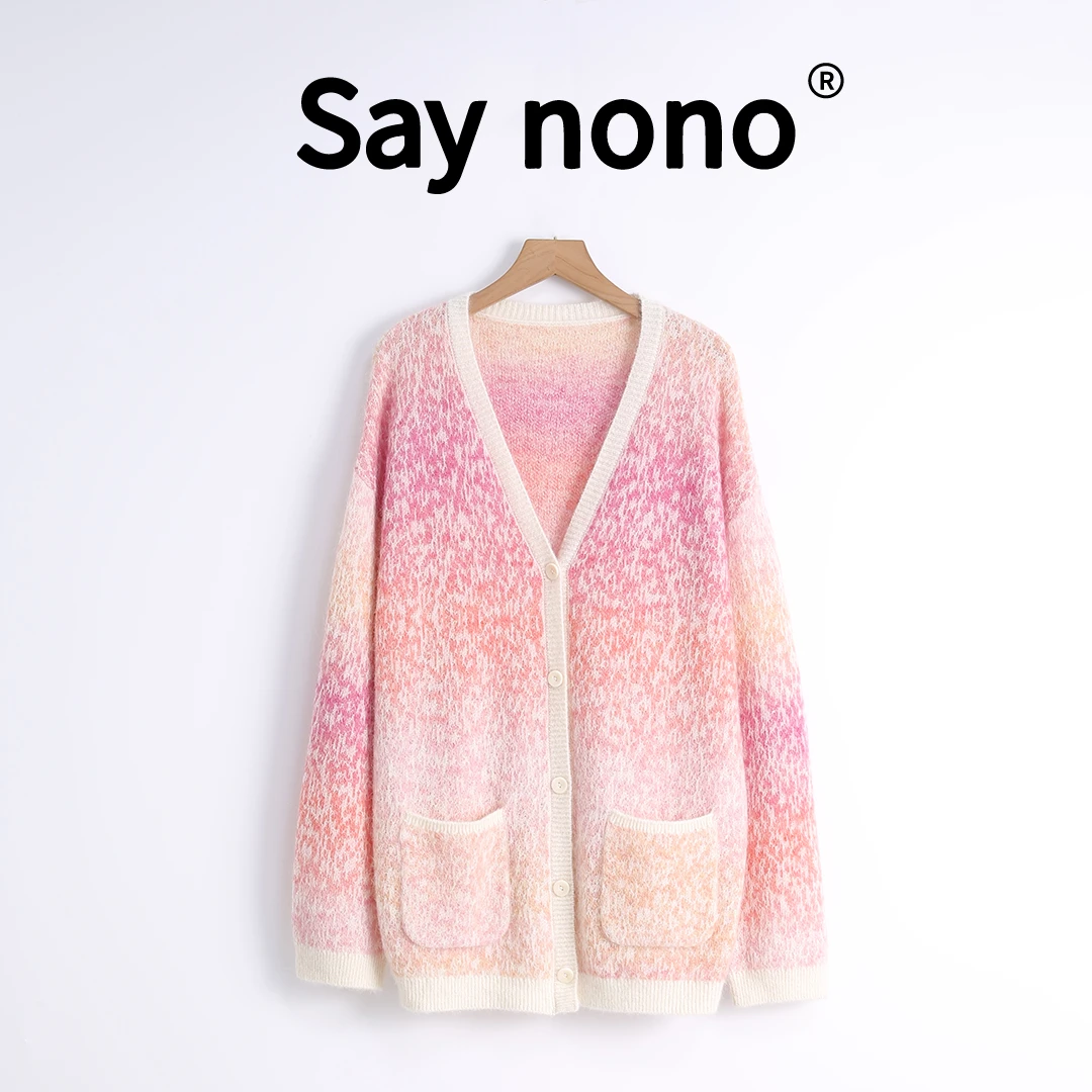 懒猫nono│Saynono 水蜜桃＿渐变色毛衣开衫外套 /SYDD3153