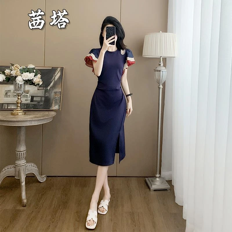 荷叶袖感收腰荷叶气质连衣裙洋装女边开叉腰显高级2025法式绝美