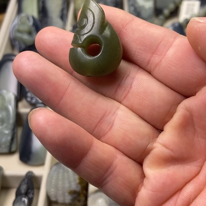 颈饰未镶嵌和田玉7
