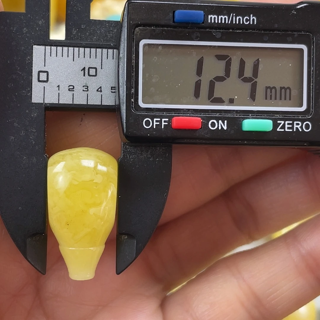 蜜蜡未镶嵌裸石48