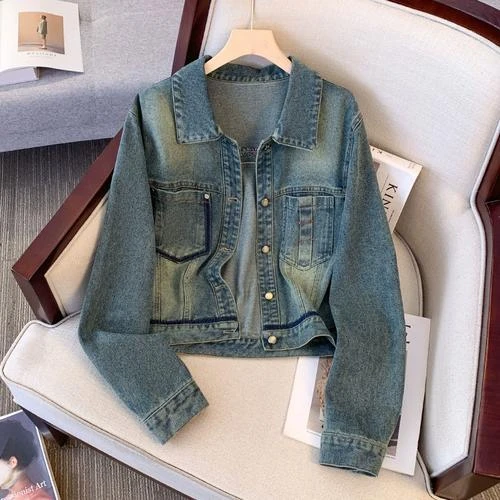 随机发货牛仔衣一件