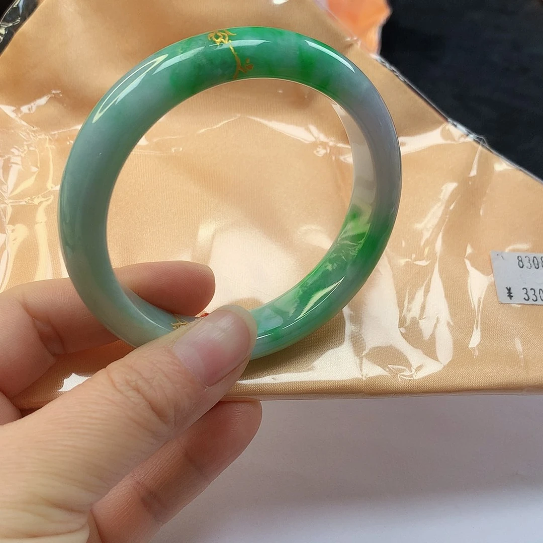 翡翠手镯未镶嵌8308xcvbn