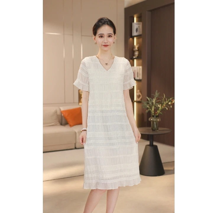 【LINXUAN】夏季时尚气质优雅显瘦V领连衣裙复古肌理褶皱感