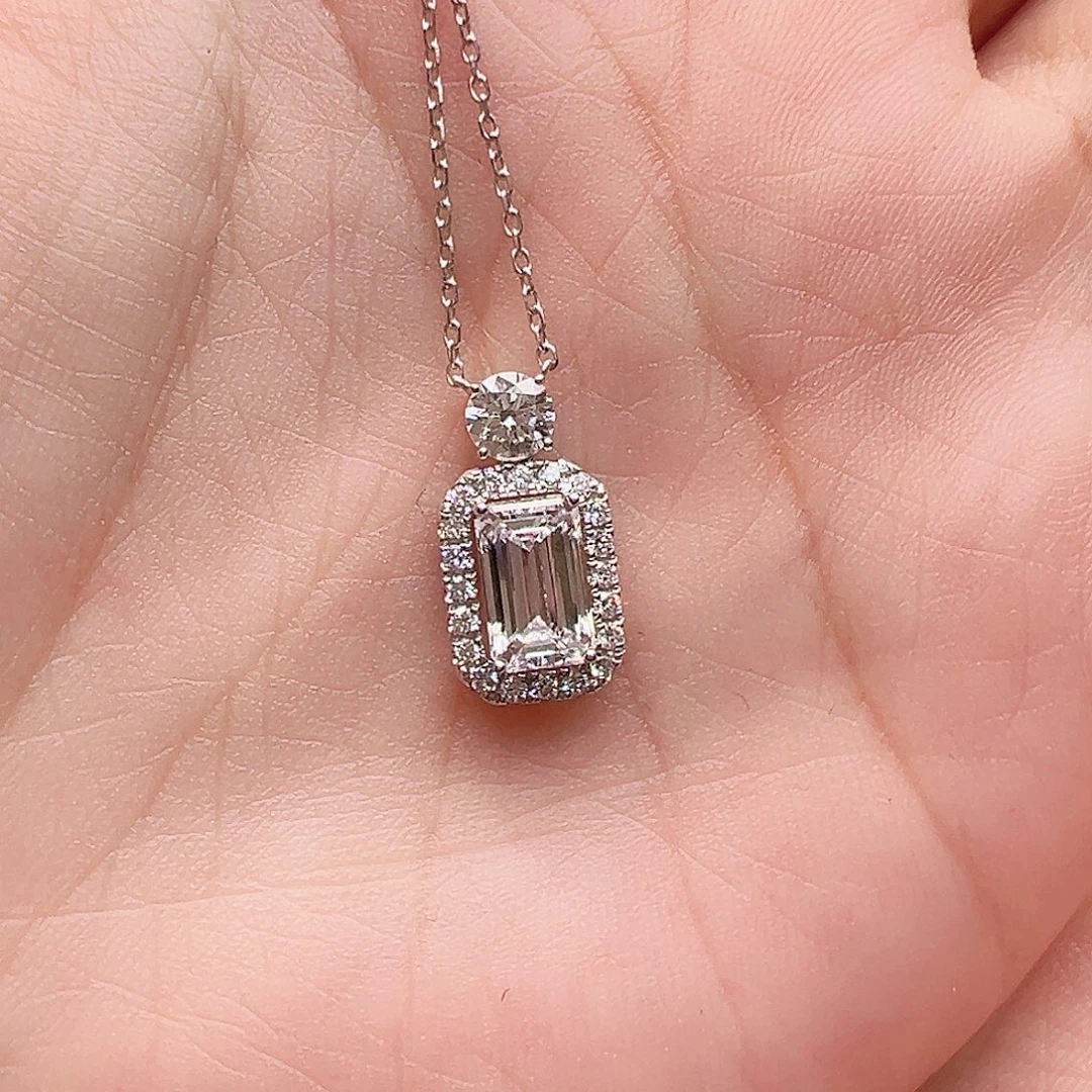 项链18K金镶嵌实验室培育钻石1.1ct K白祖母切香水瓶项链45cm