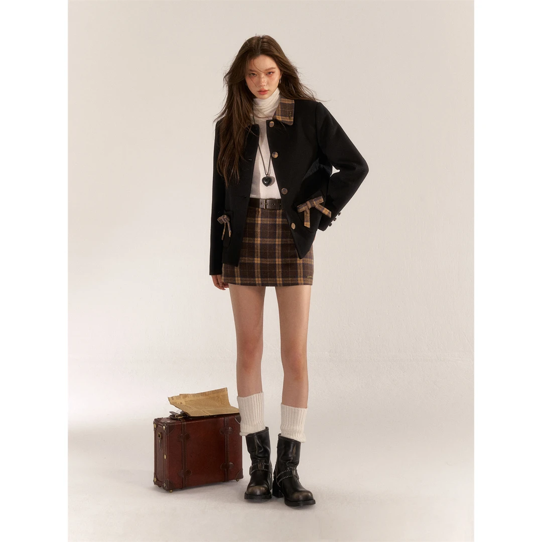 【反季清清福利】AsGony 皮扣高腰复古毛呢半身裙