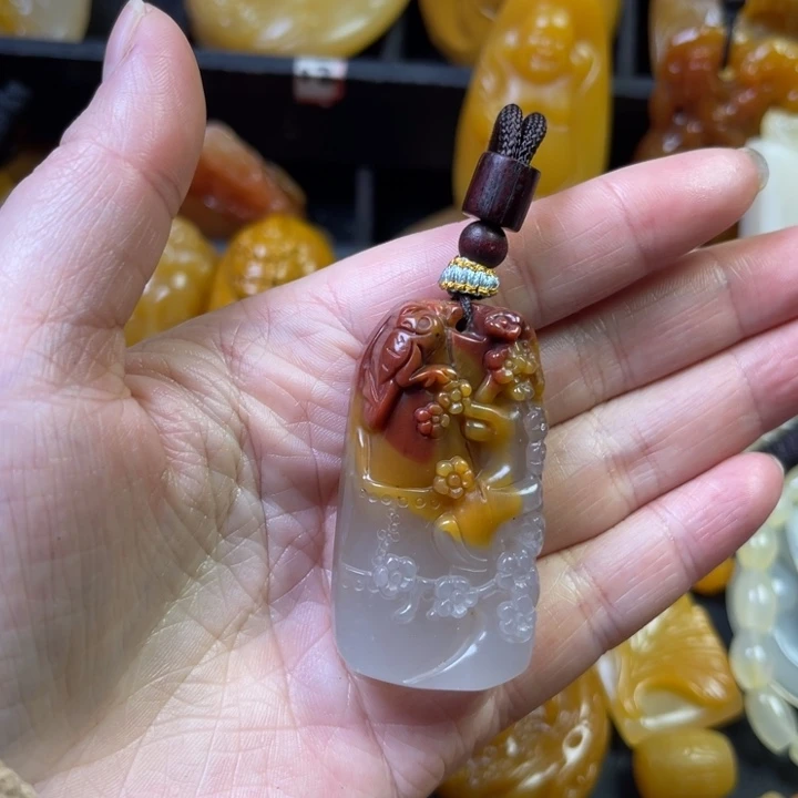 石英质玉吊坠(不含链)未镶嵌风**起