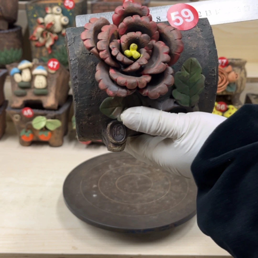 【闪购商品】紫砂花盆59号内口10.5×8脚高11