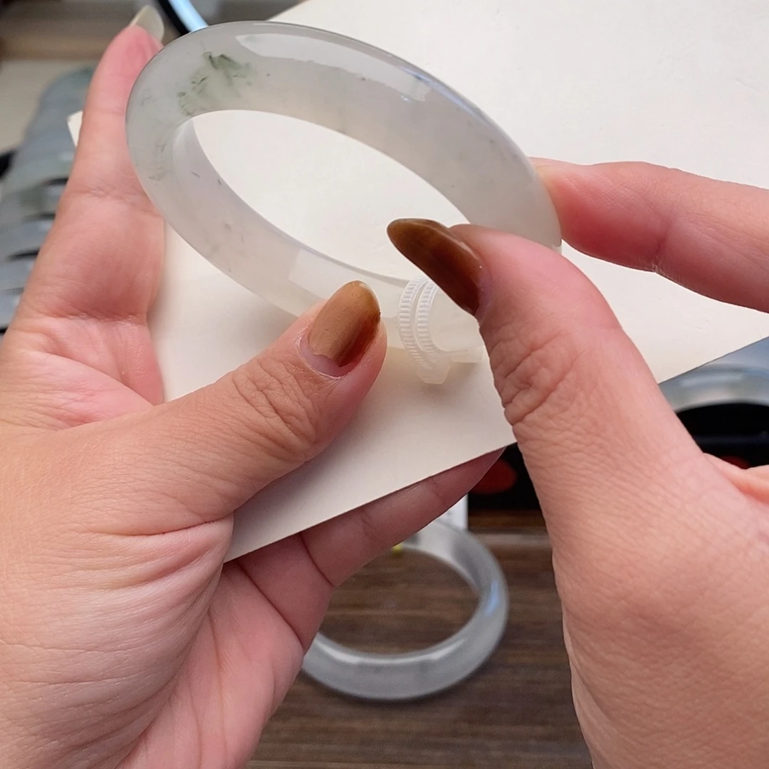 石英质玉（金丝玉）未镶嵌手镯