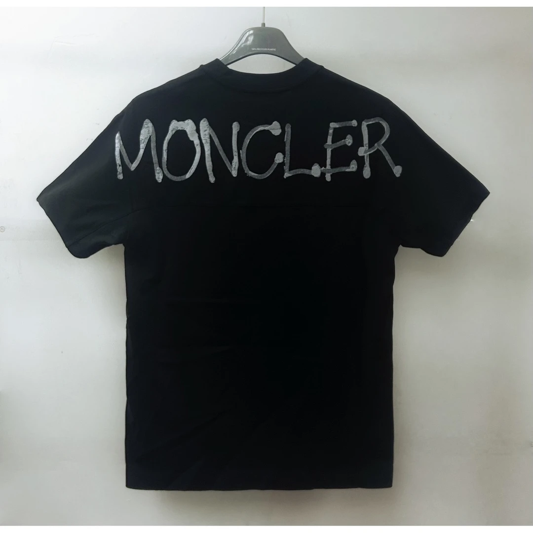 未使用 MONCLER 25春夏 后背 素描字母印花 男士短袖T恤8C00017
