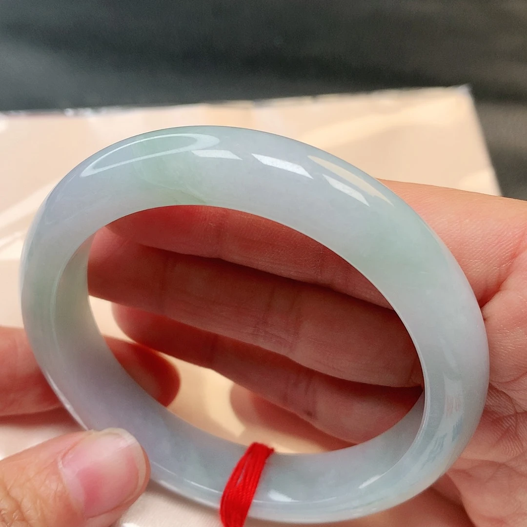 翡翠手镯未镶嵌242号