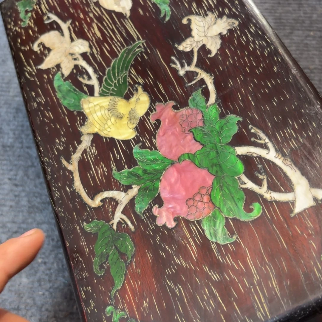 木小叶紫檀独板收纳盒