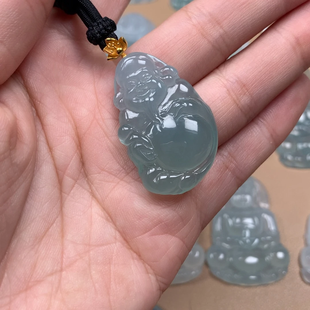 翡翠18K金镶嵌颈饰缅甸翡翠