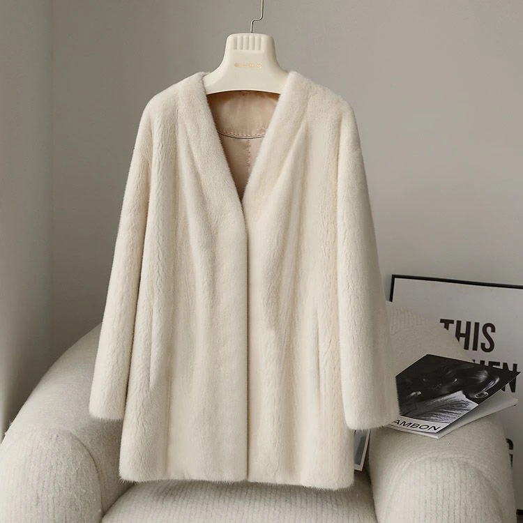 娜美拉-皮草染改服务