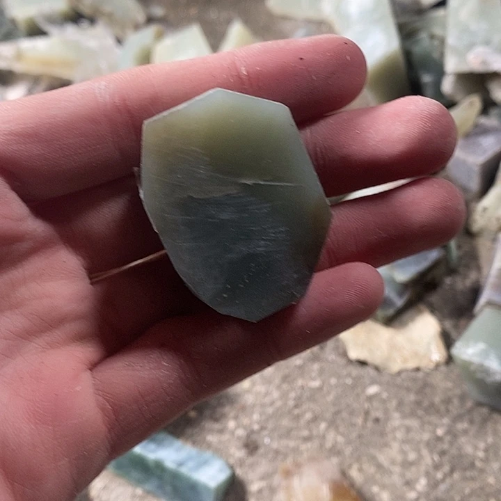 和田玉（糖玉）未镶嵌珠宝半成品