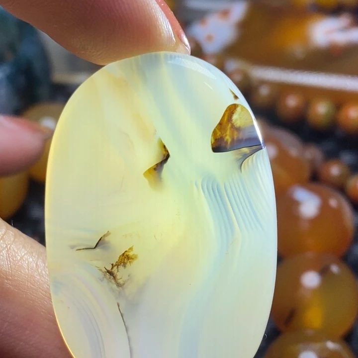 玛瑙/玉髓颈饰未镶嵌