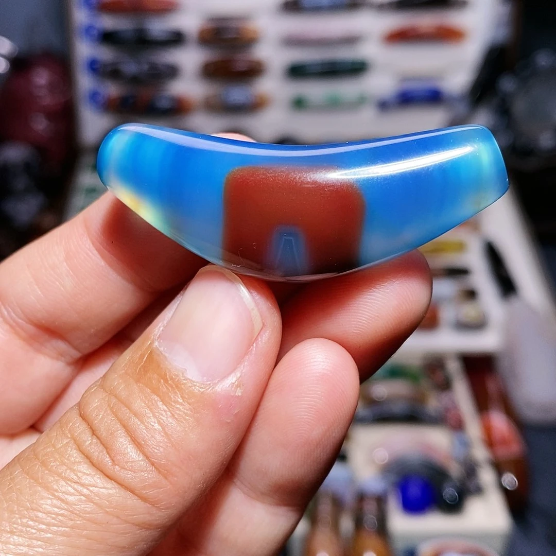 玛瑙吊坠未镶嵌云****悄…