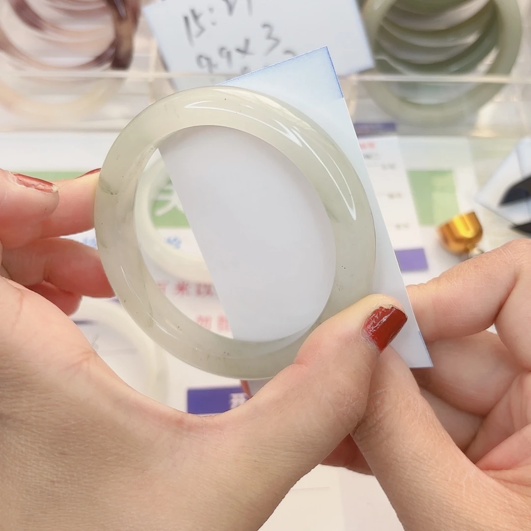 石英质玉未镶嵌手镯17/6058