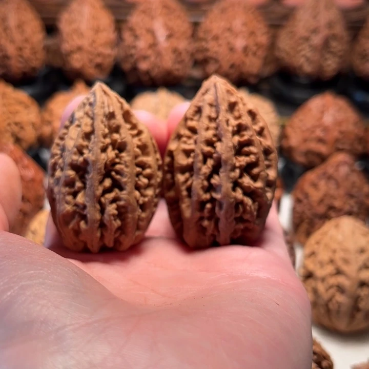 把件文玩核桃6号车