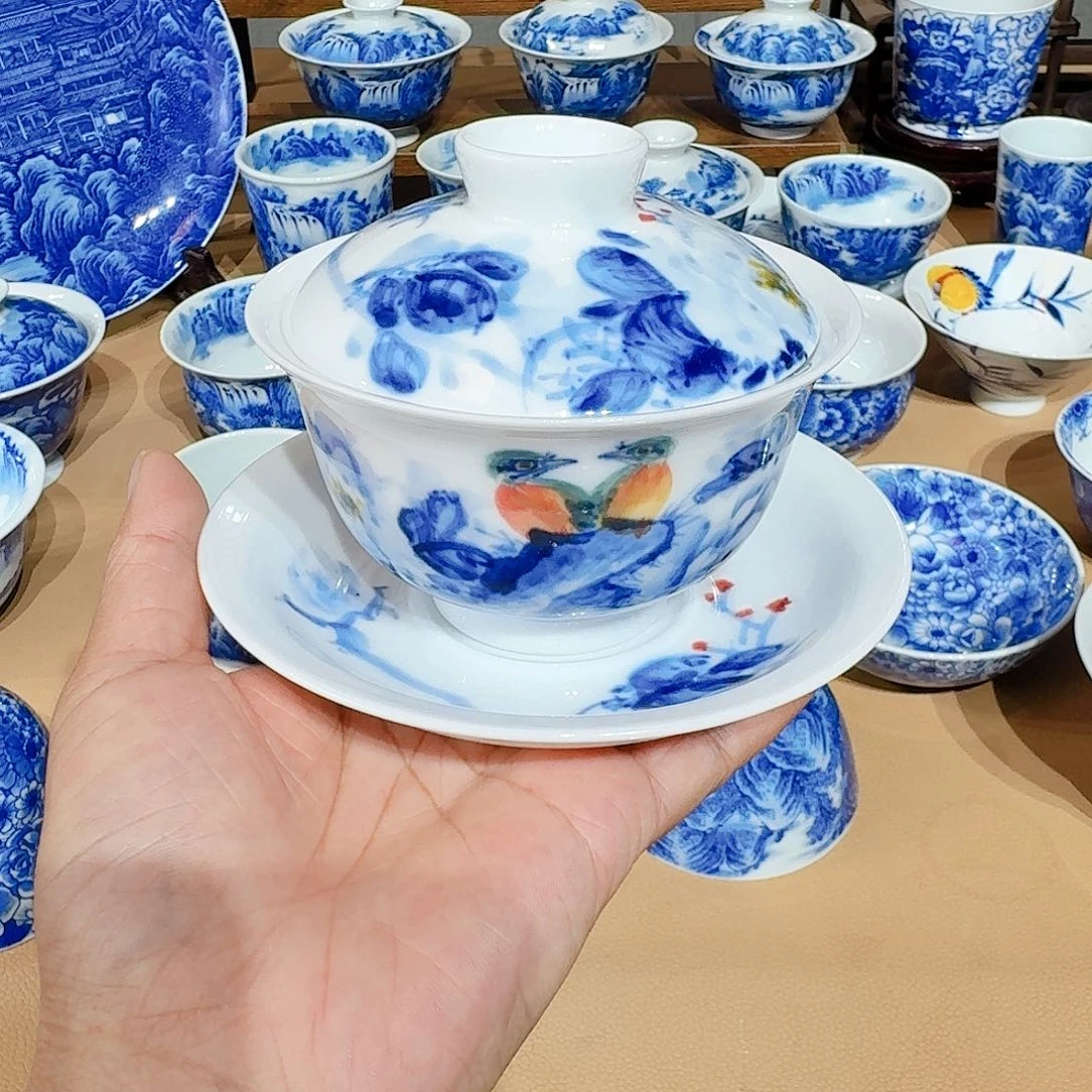 景德镇纯手绘三才盖碗瑕